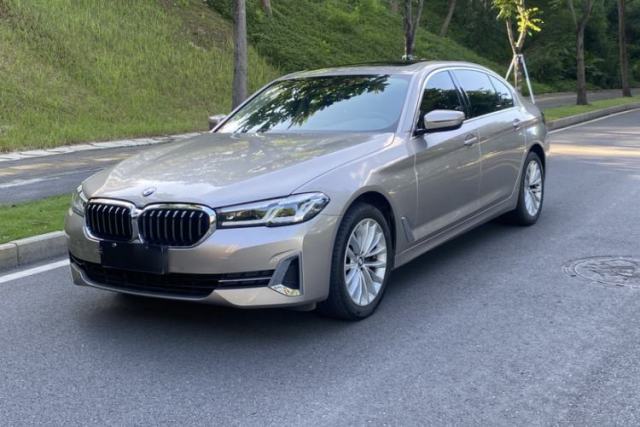 Używany BMW 5 Series 2022 Second Facelift 525Li Luxury Package