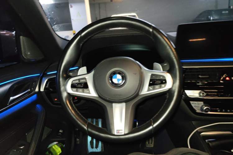 Used BMW 5 Series 2022 530i M Sport Package Steering Wheel