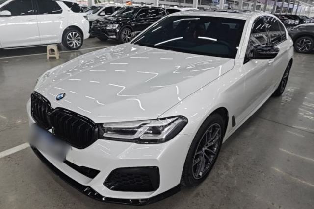Used BMW 5 Series 2022 Second Facelift 525Li M Sport Package