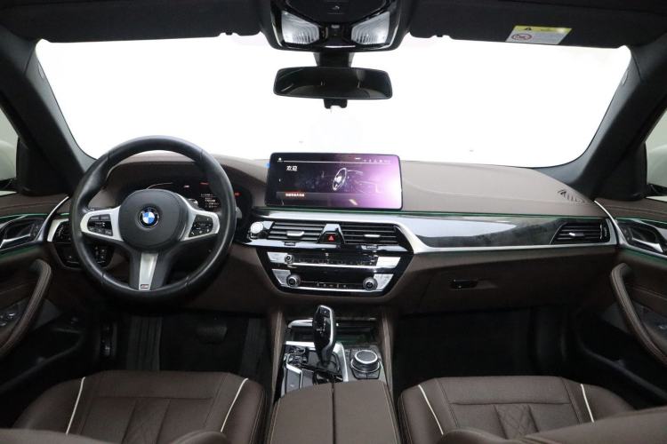 Used BMW 5 Series 2022 Restyled 525Li M Sport Package Audio And AC Panel