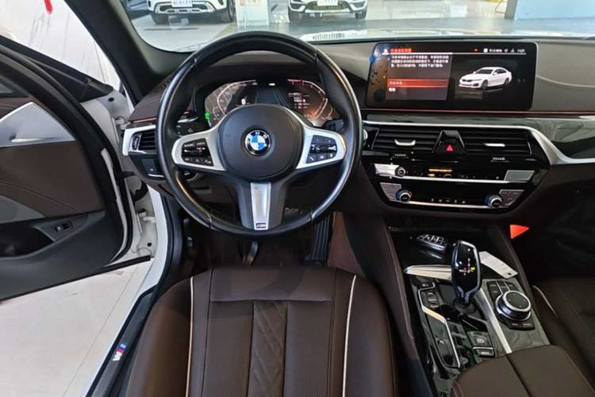 Used BMW 5 Series 2022 Restyled 525Li M Sport Package Audio And AC Panel