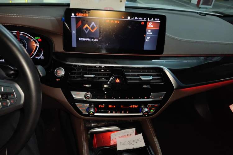 Used BMW 5 Series 2022 Restyled 525Li M Sport Package Audio And AC Panel