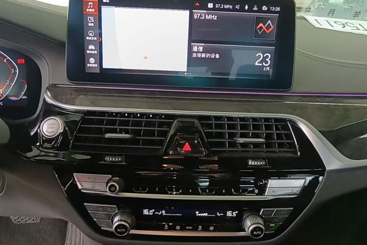 Used BMW 5 Series 2022 Restyled 525Li M Sport Package Audio And AC Panel