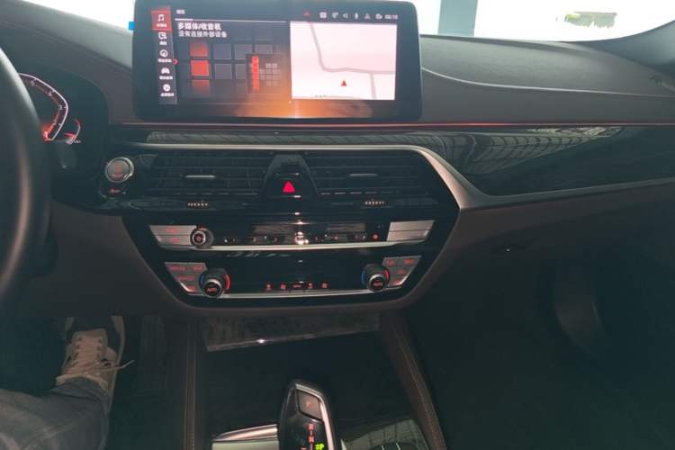 Used BMW 5 Series 2022 Restyled 525Li M Sport Package Audio And AC Panel