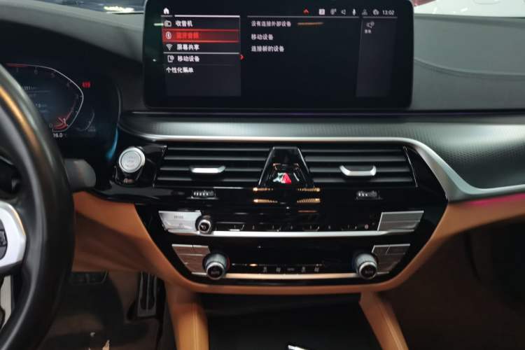 Used BMW 5 Series 2022 Restyled 525i M Sport Package Audio And AC Panel
