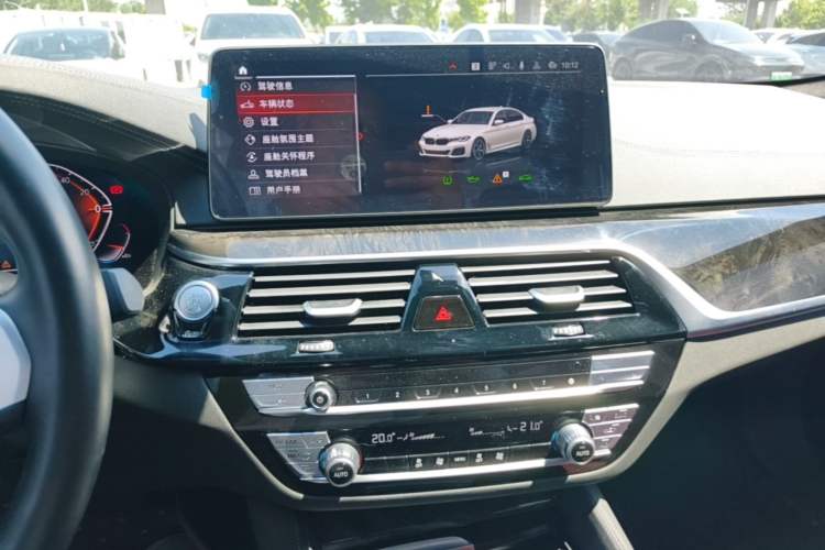 Used BMW 5 Series 2022 Second Facelift 525Li M Sport Package Audio And AC Panel