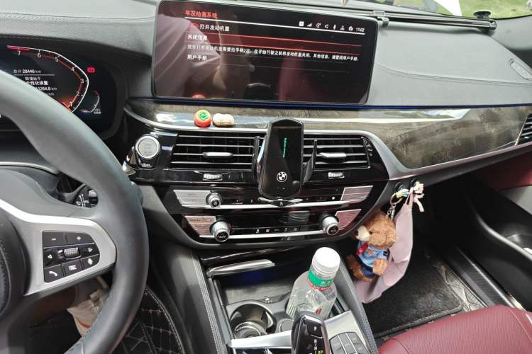 Used BMW 5 Series 2022 Restyled 525Li M Sport Package Audio And AC Panel
