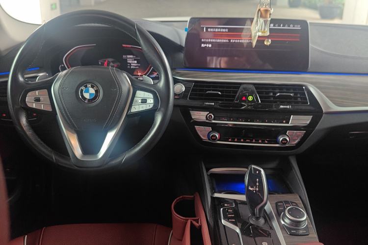 Used BMW 5 Series 2022 Updated 530Li Leading Edition Luxury Package Center Console