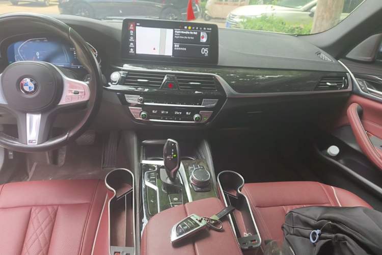 Used BMW 5 Series 2022 Second Facelift 525Li M Sport Package Center Console