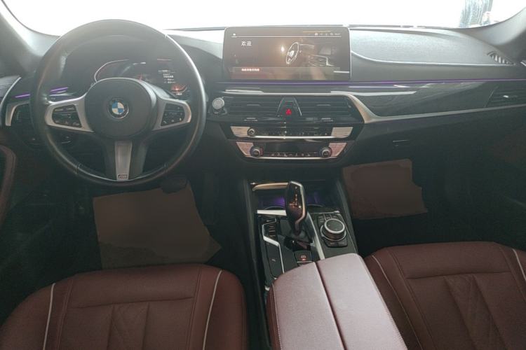 Used BMW 5 Series 2022 Restyled 525Li M Sport Package Center Console