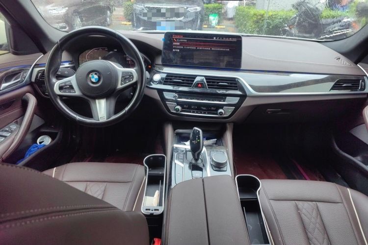 Used BMW 5 Series 2022 525Li M Sport Package Center Console