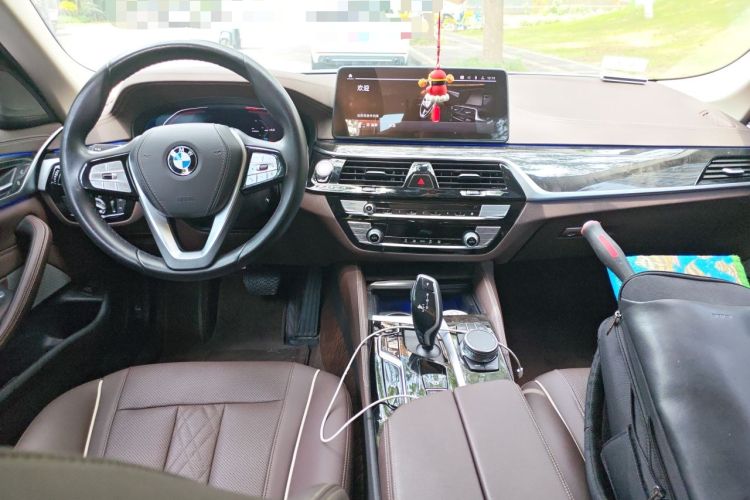 Used BMW 5 Series 2022 Second Facelift 525Li Luxury Package Center Console