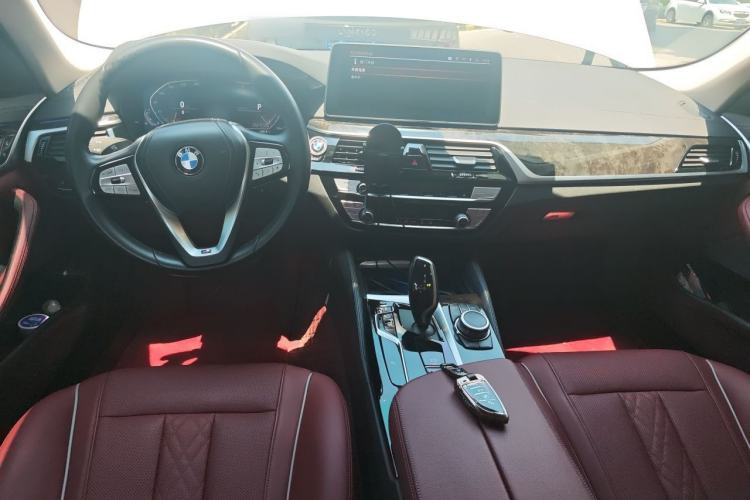 Used BMW 5 Series 2022 Restyled 525Li Luxury Package Center Console
