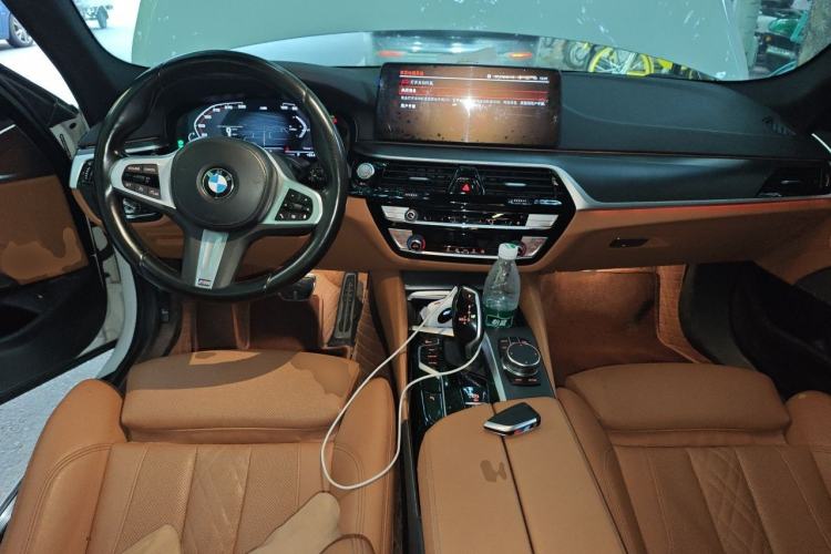 Used BMW 5 Series 2022 Restyled 525i M Sport Package Center Console