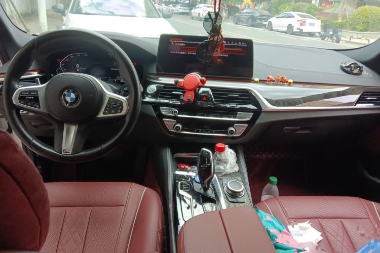 Used BMW 5 Series 2022 Restyled 525Li M Sport Package Center Console