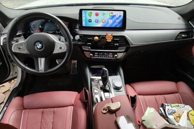 Used BMW 5 Series 2022 Revised Version 3 530Li Luxury Edition M Sport Package Center Console