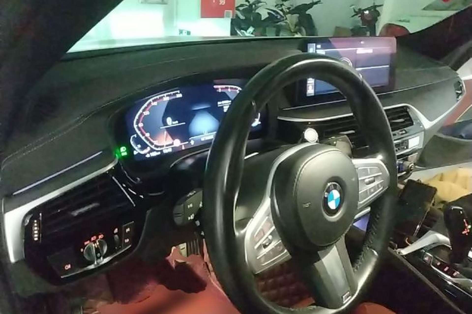 Used BMW 5 Series 2022 Revised Version 3 530Li Luxury Edition M Sport Package Center Console