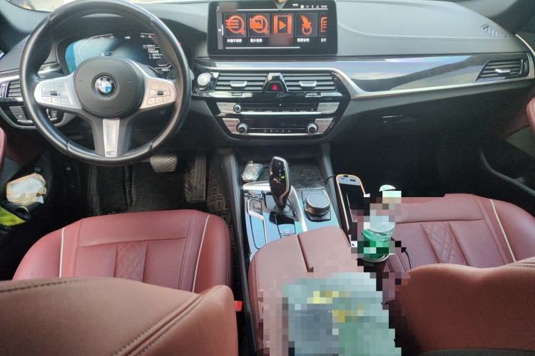 Used BMW 5 Series 2022 Restyled 525Li M Sport Package Center Console