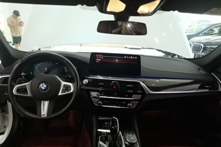 Used BMW 5 Series 2022 Restyled 525Li M Sport Package Center Console