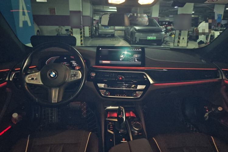 Used BMW 5 Series 2022 Restyled 525Li M Sport Package Center Console
