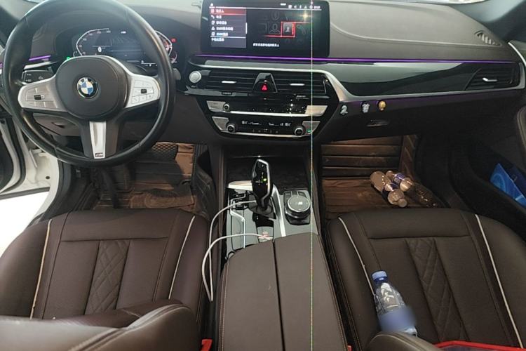 Used BMW 5 Series 2022 Second Facelift 525Li M Sport Package Center Console