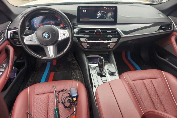 Used BMW 5 Series 2022 Second Facelift 525Li M Sport Package Center Console