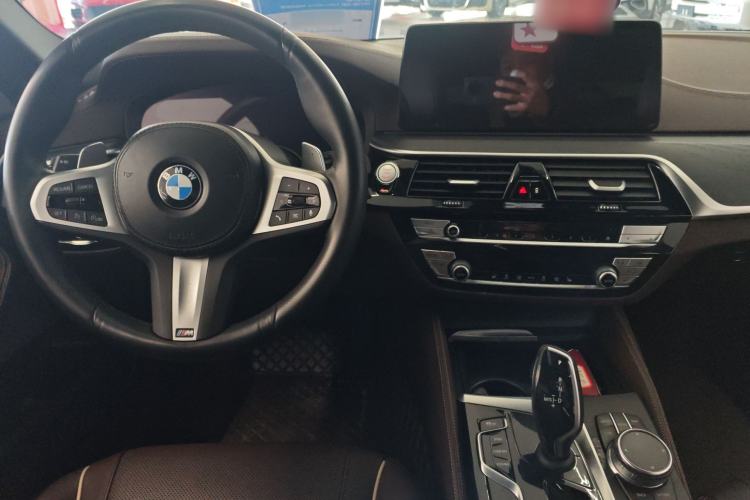 Used BMW 5 Series 2022 Revised Version 530Li xDrive M Sport Package Center Console