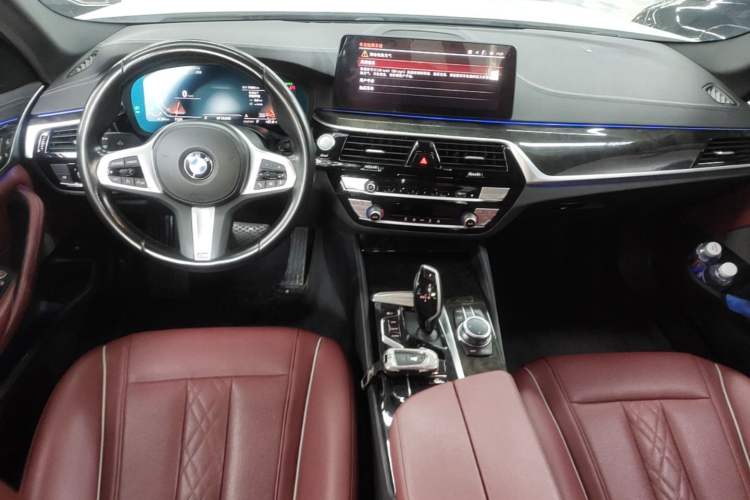 Used BMW 5 Series 2022 Restyled 525Li M Sport Package Center Console