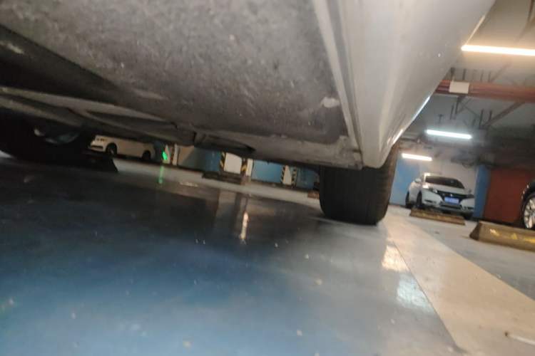 Used BMW 5 Series 2022 525Li M Sport Package Chassis Front Left