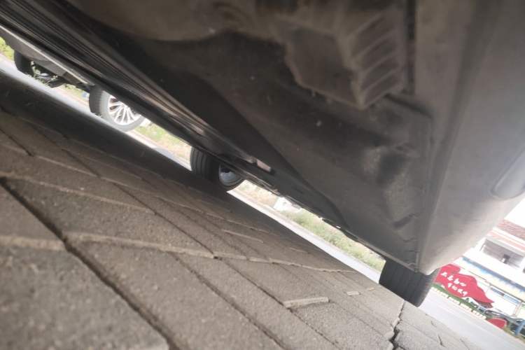 Used BMW 5 Series 2022 Second Facelift 530Li Luxury Version M Sport Package Chassis Front Left