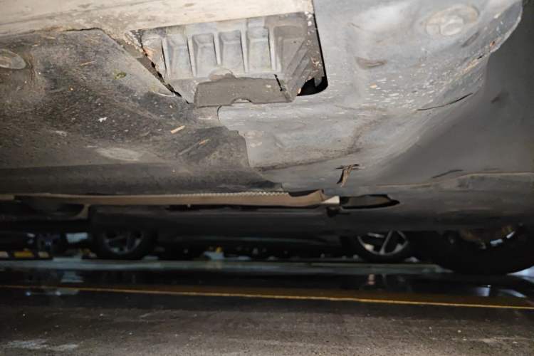 Used BMW 5 Series 2022 Second Facelift 530Li Leading Edition M Sport Package Chassis Front Right
