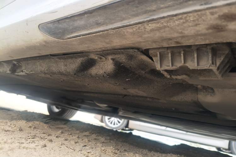 Used BMW 5 Series 2022 525Li M Sport Package Chassis Front Right