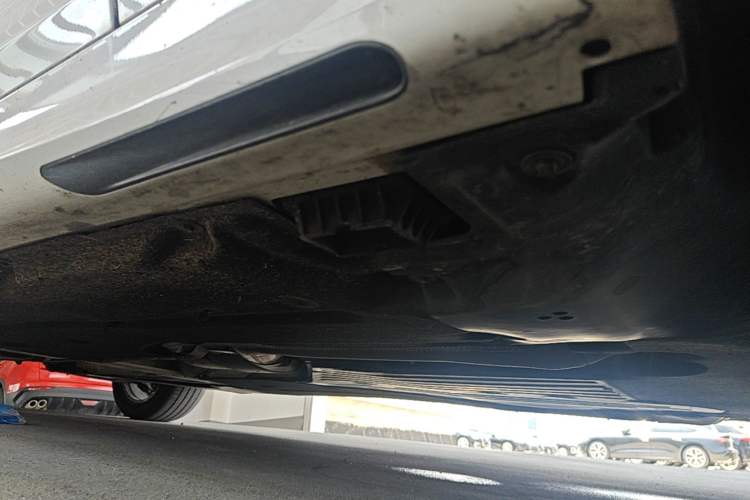 Used BMW 5 Series 2022 Restyled 525Li M Sport Package Chassis Front Right
