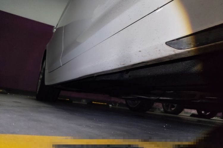 Used BMW 5 Series 2022 Second Facelift 530Li Luxury Edition Premium Package Chassis Front Right