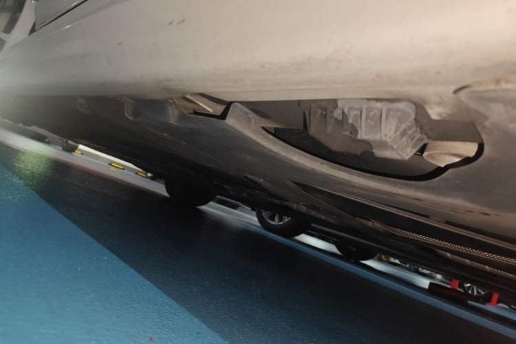 Used BMW 5 Series 2022 Second Facelift 530Li Luxury Version M Sport Package Chassis Rear Left