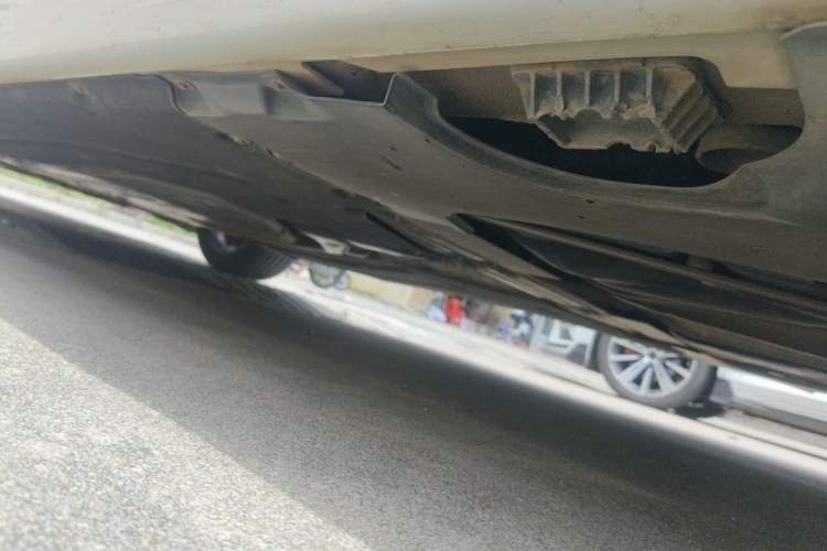 Used BMW 5 Series 2022 525Li M Sport Package Chassis Rear Left