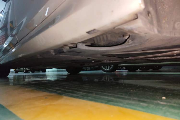 Used BMW 5 Series 2022 525Li M Sport Package Chassis Rear Left