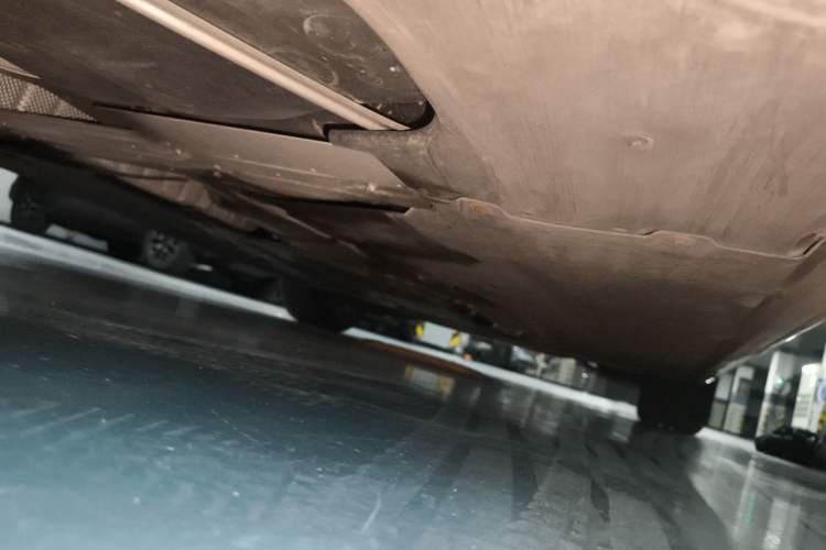 Used BMW 5 Series 2022 Second Facelift 530Li Luxury Version M Sport Package Chassis Rear Right
