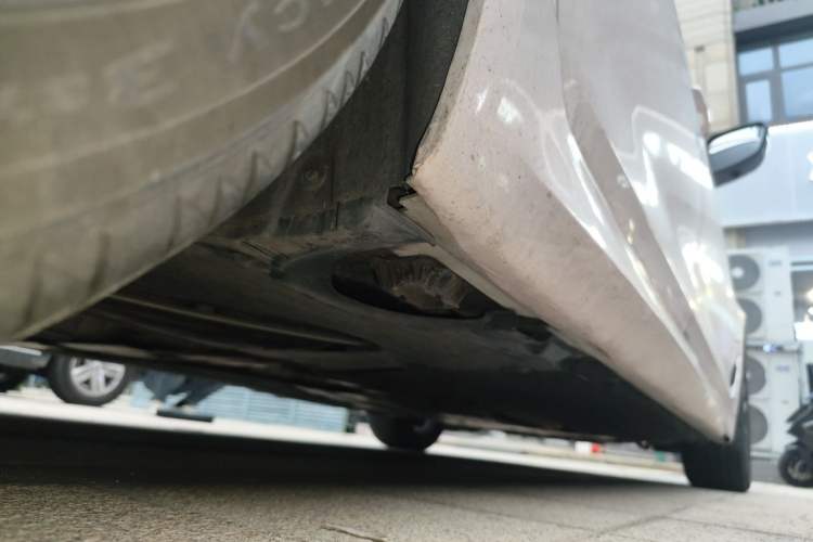 Used BMW 5 Series 2022 525Li M Sport Package Chassis Rear Right