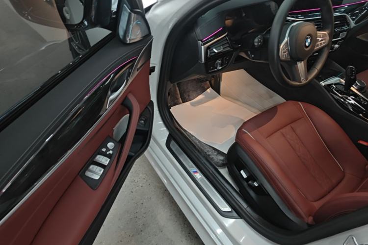 Used BMW 5 Series 2022 Second Facelift 525Li M Sport Package Driver Seat