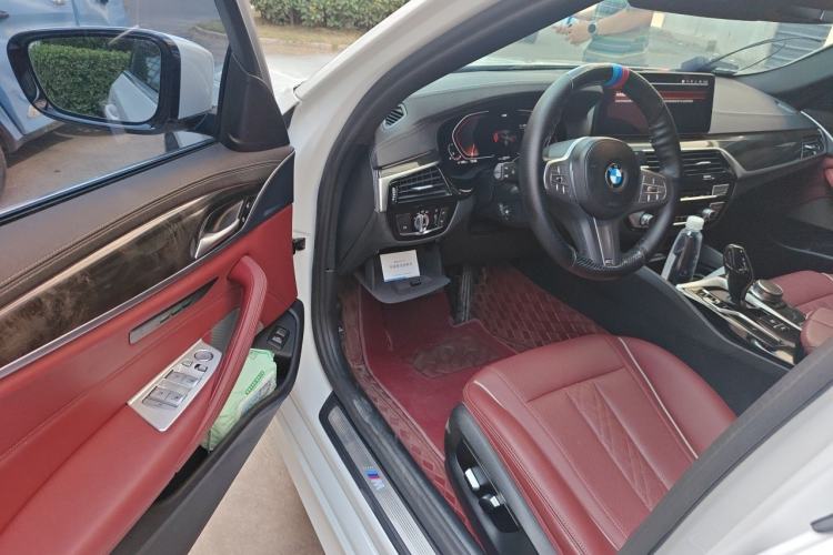 Used BMW 5 Series 2022 Second Facelift 525Li M Sport Package Driver Seat