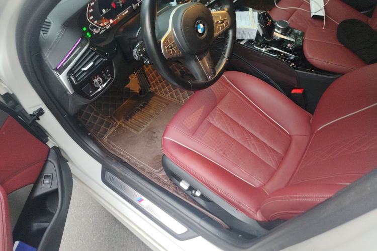 Used BMW 5 Series 2022 Second Facelift 525Li M Sport Package Driver Seat
