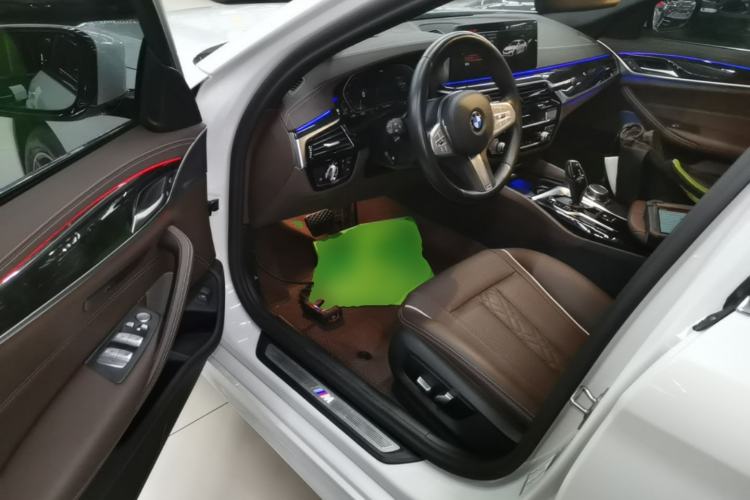 Used BMW 5 Series 2022 Second Facelift 525Li M Sport Package Driver Seat