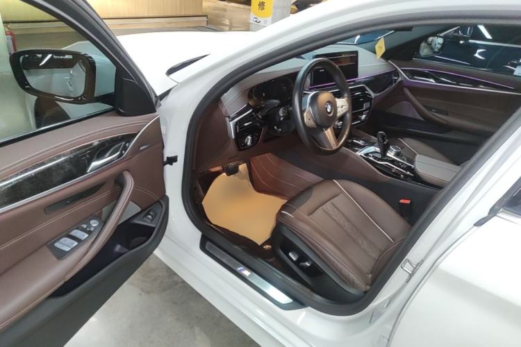 Used BMW 5 Series 2022 Second Facelift 525Li M Sport Package Driver Seat