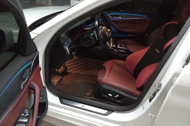 Used BMW 5 Series 2022 530Li Leading Model M Sport Package Driver Seat