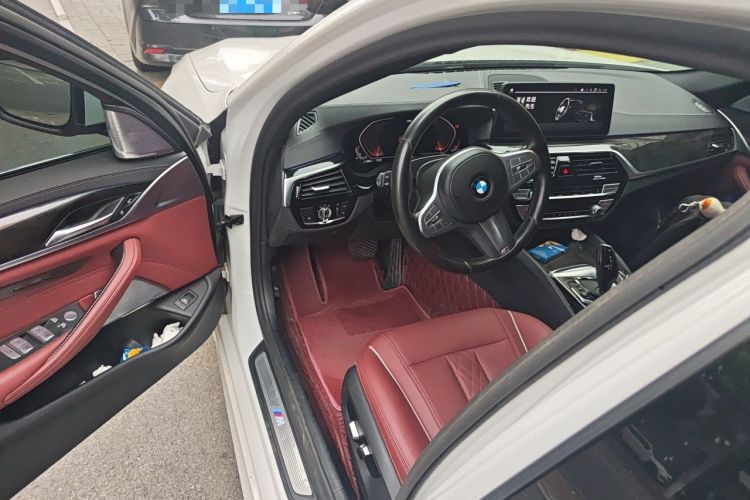 Used BMW 5 Series 2022 Second Facelift 525Li M Sport Package Driver Seat