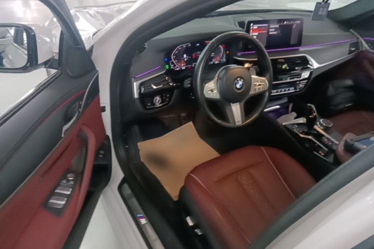 Used BMW 5 Series 2022 Second Facelift 530Li xDrive M Sport Package Driver Seat