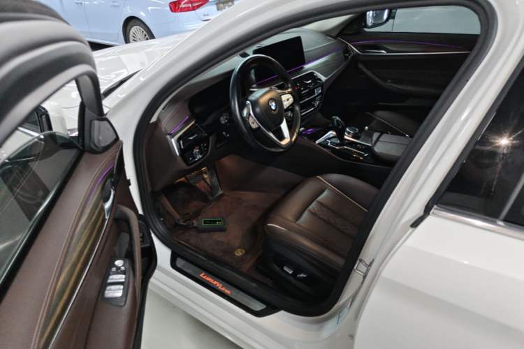 Used BMW 5 Series 2022 Second Facelift 530Li Leading Edition M Sport Package Driver Seat