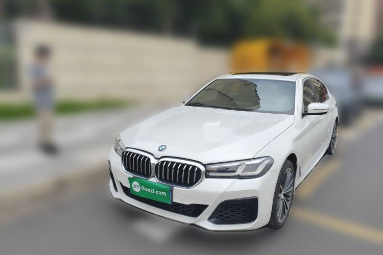 Used BMW 5 Series 2022 530Li Leading Model M Sport Package Guazi used car, China used car export, Used car for sale, Used cars, Cheapest cars for sale