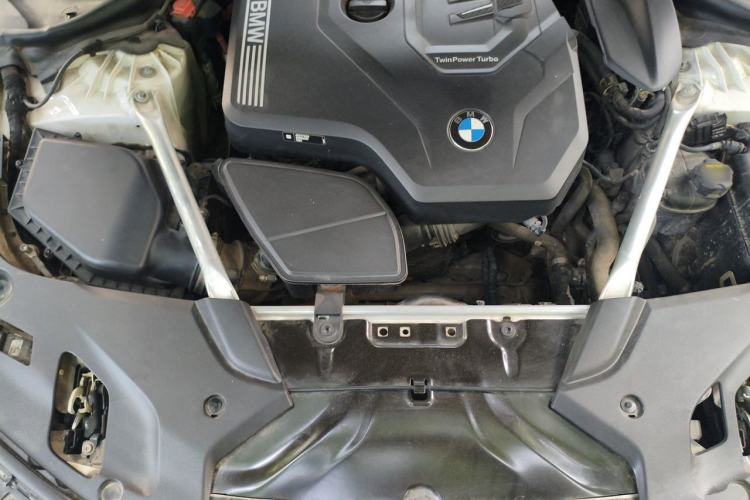 Used BMW 5 Series 2022 Restyled 530Li Leading Edition M Sport Package Engine Bay